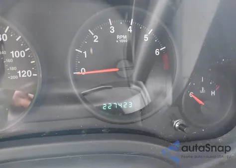 2010 Jeep Patriot Sport z USA, uszkodzony, nr VIN 1J4NT2GB2AD500973